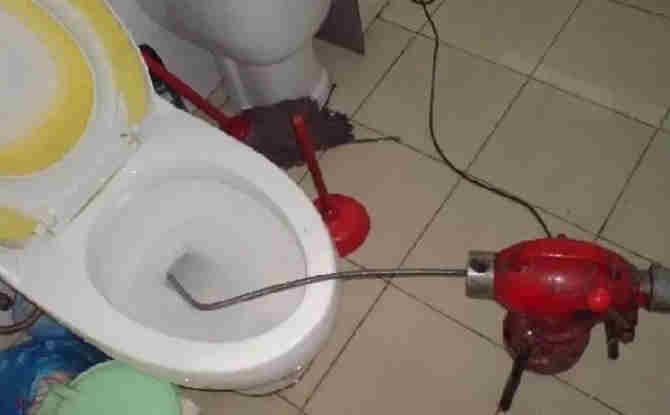 紫云马桶通下水